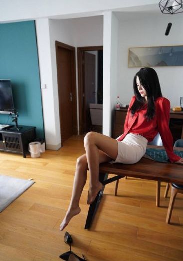 年轻貌美的后妈3_HD免费观看