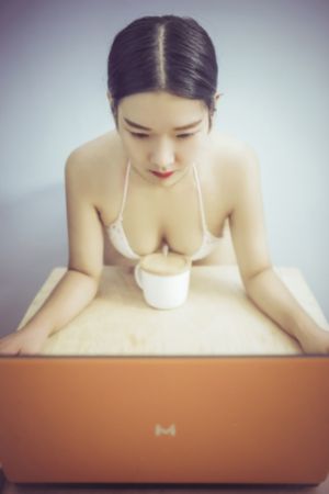 恸哭の女教 未久 在线_BD韩语完整版观看