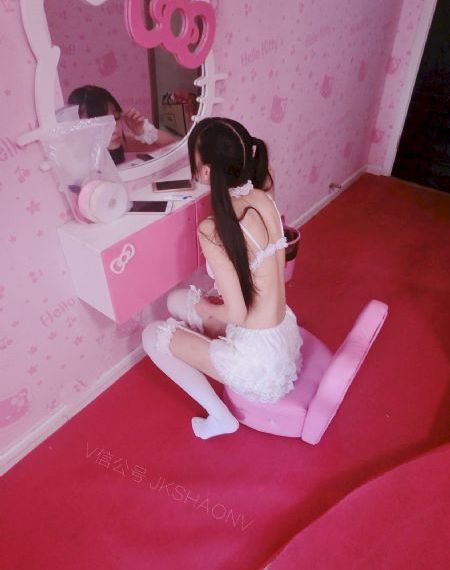 julia紧身裙女教师在线视频_剧情片全集免费播放