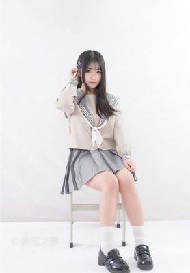 年轻的邻居女教师3_超清全集免费观看